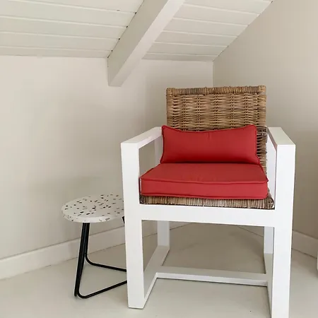 Irini's Bayside Loft Apartman