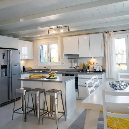 Irini's Bayside Loft * Fiskardo